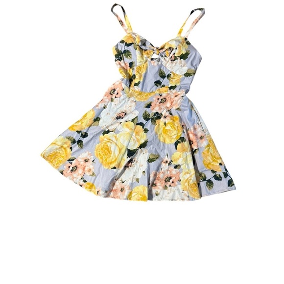 Speechless Junior’s Size 3 Floral Sleeveless Dress Fit&Flare Cutout Tie Front - Picture 3 of 9